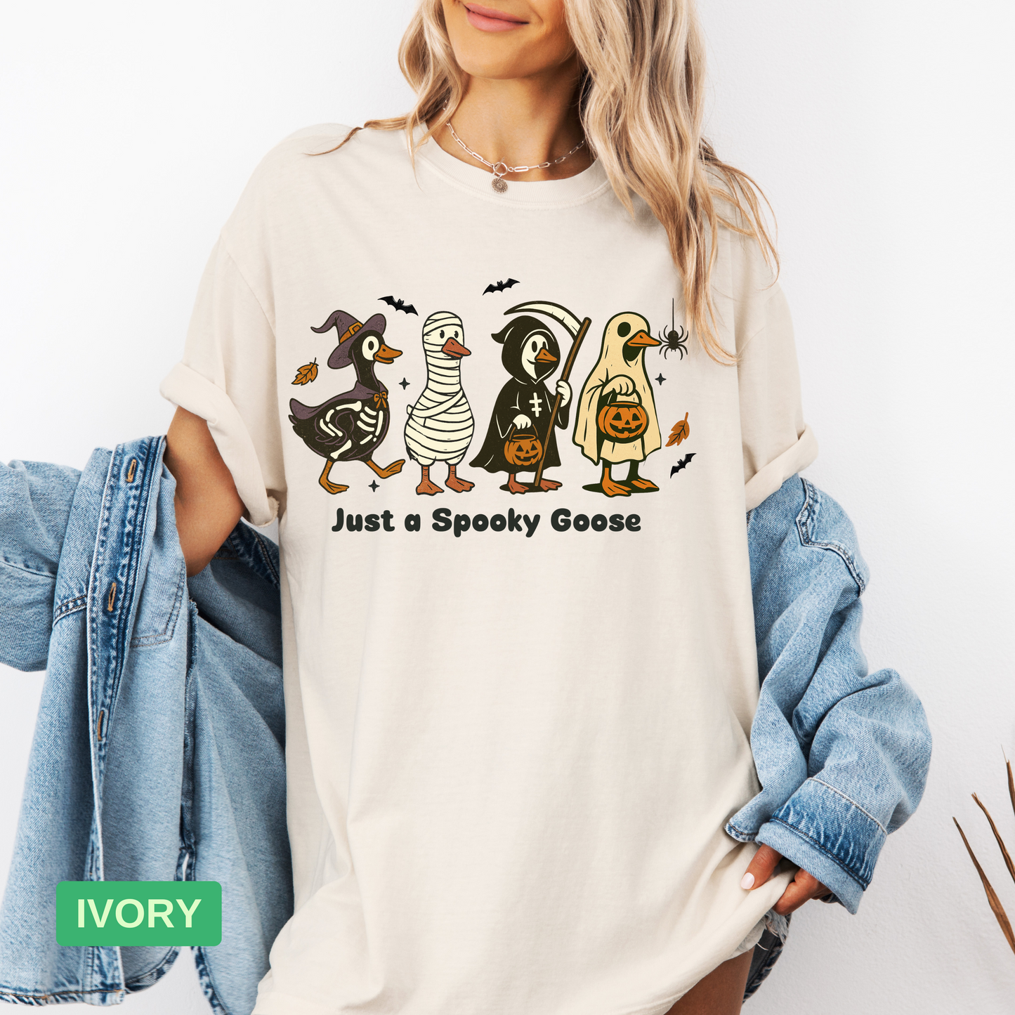 🦢 Funny Halloween Goose T-Shirt | Cute Spooky Fall Costume Tee - Evie's Dreamlands