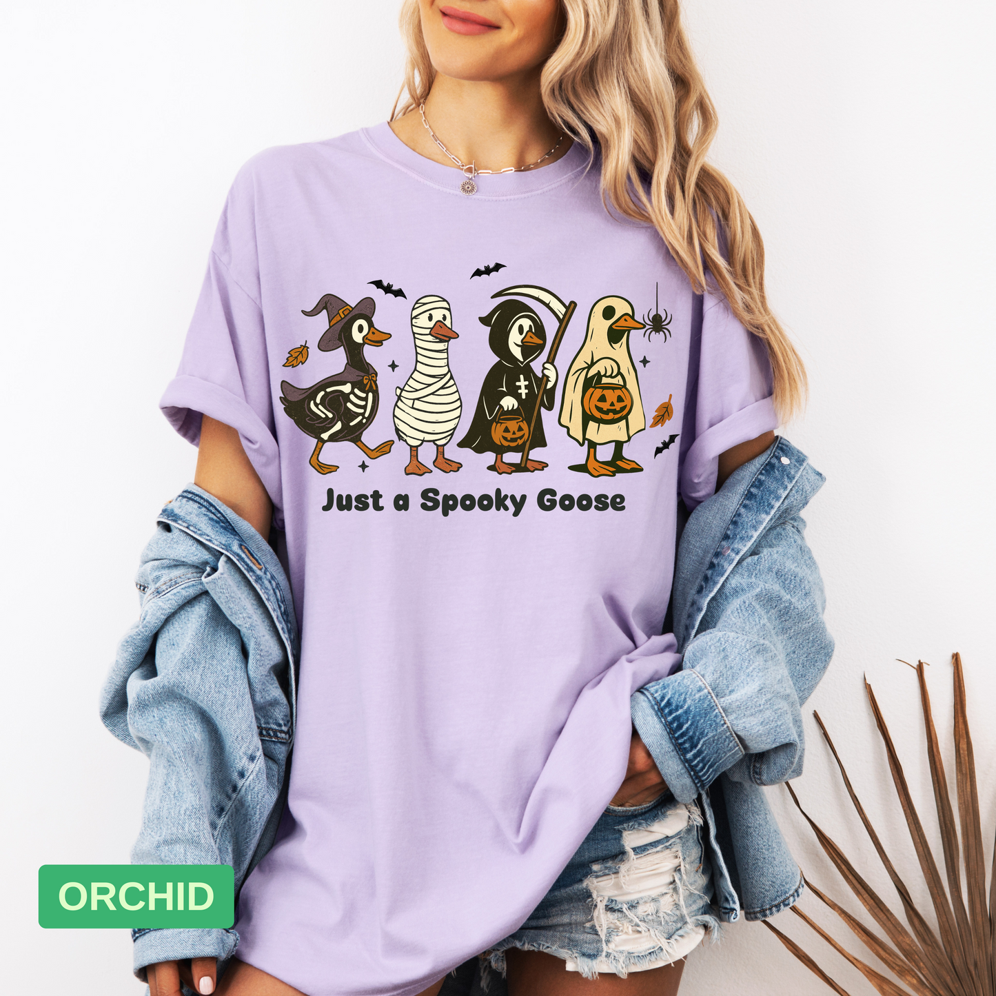 🦢 Funny Halloween Goose T-Shirt | Cute Spooky Fall Costume Tee - Evie's Dreamlands