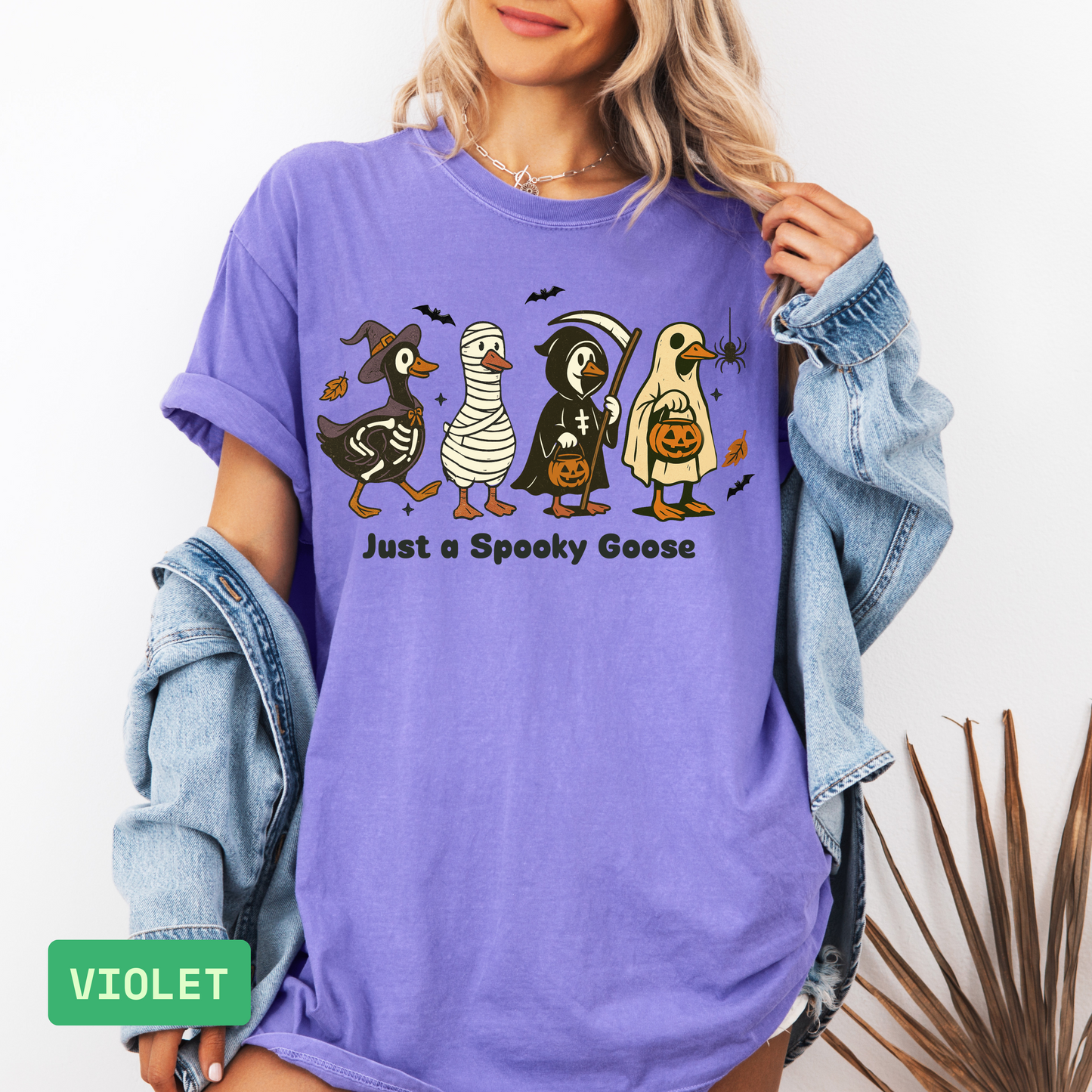 🦢 Funny Halloween Goose T-Shirt | Cute Spooky Fall Costume Tee - Evie's Dreamlands