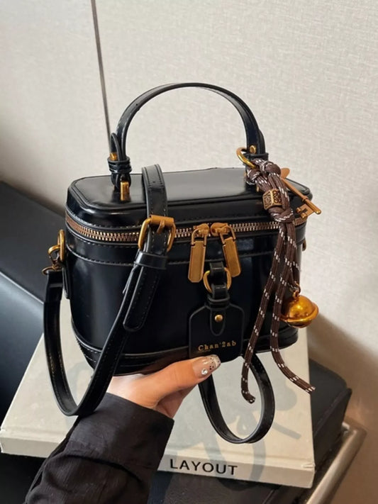 Retro style boxy crossbody bag for women — chic compact everyday purse