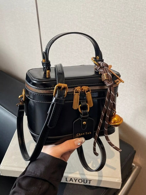 Retro style boxy crossbody bag for women — chic compact everyday purse