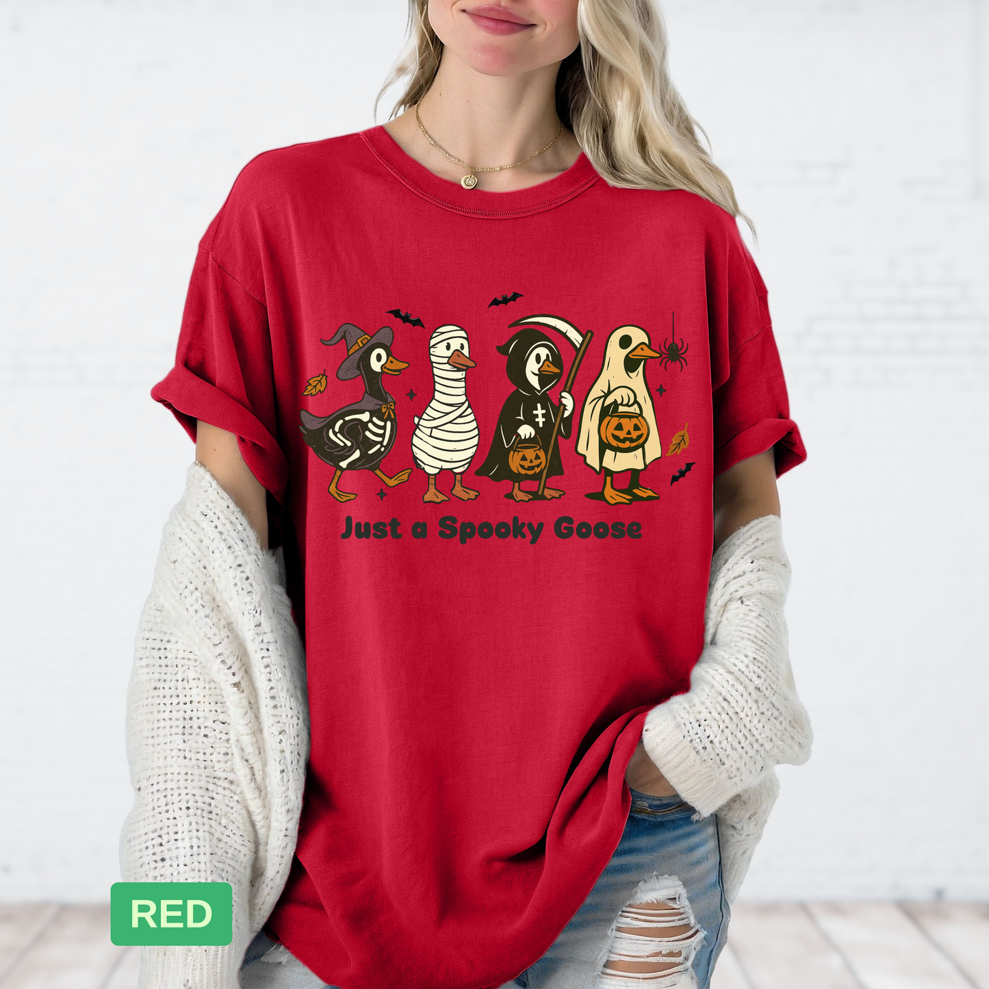 🦢 Funny Halloween Goose T-Shirt | Cute Spooky Fall Costume Tee - Evie's Dreamlands