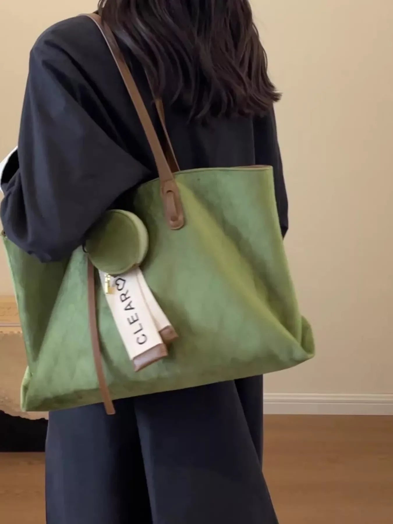 Large Capacity Velvet Tote Bag with Coin Purse – Luxe Everyday Carryall