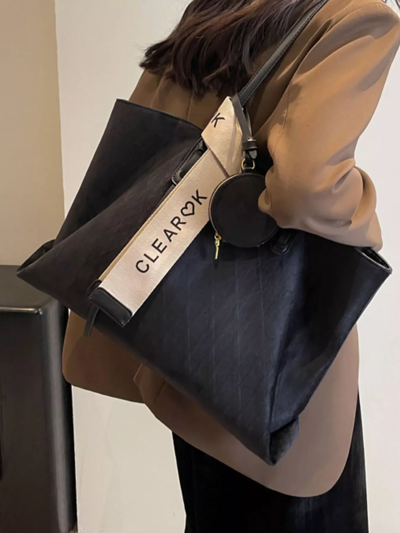 Large Capacity Velvet Tote Bag with Coin Purse