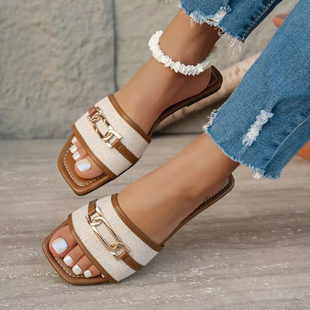 Elegant women's flats sandals for work vacation and weekend style