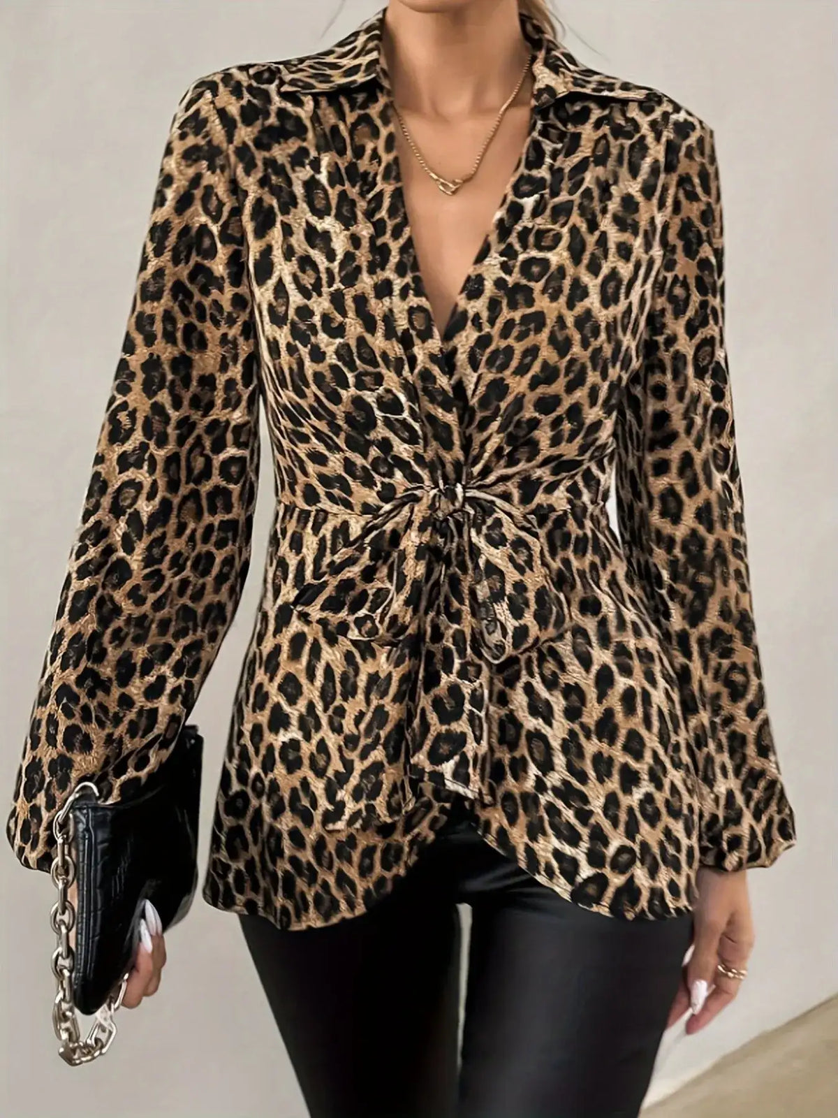 Leopard print top - detail