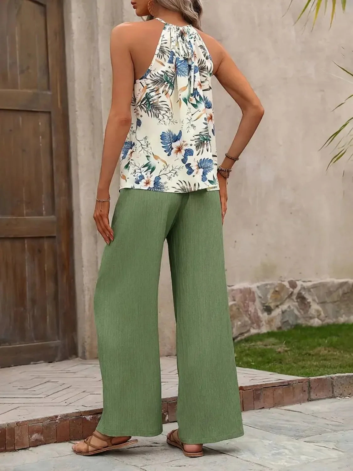Printed Tank & Wide-Leg Pants Set
