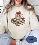 🎄☃️ Cozy Christmas Sweatshirt | Book Lover Gift for Her 🎁 - Evie's Dreamlands