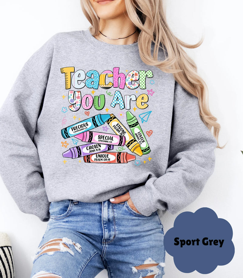 🍎 Teacher Sweatshirt | Cozy Crewneck Teacher Gift | Back to School & Appreciation - Evie's Dreamlands